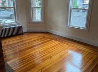 10 Moore St #1, Somerville, MA 02144