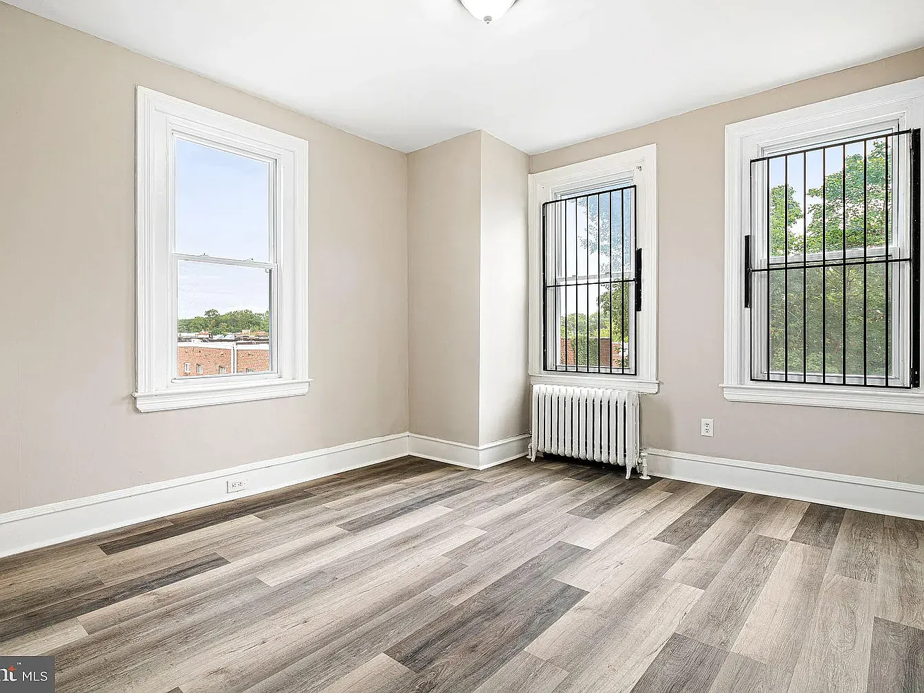 2 bed, 1000 sqft, $1,750 — Photo 4
