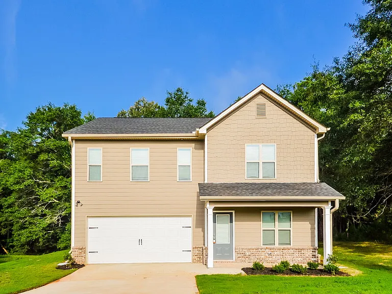 400 McGiboney Ln — Photo 1