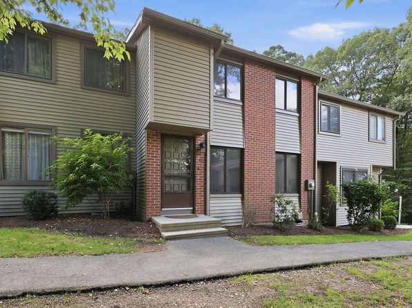 40 Conestoga Way
