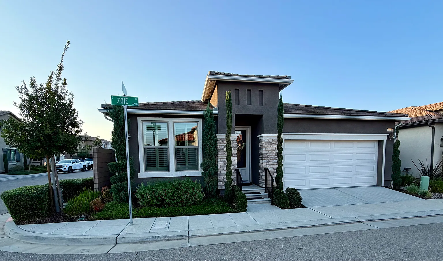 6231 E Zoie Dr photo 1