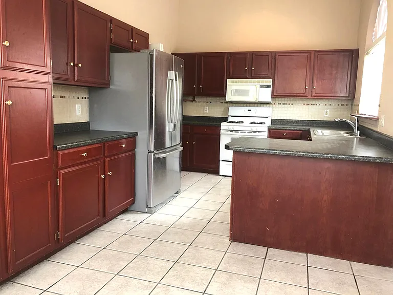 7825 Cherry River Dr — Photo 8