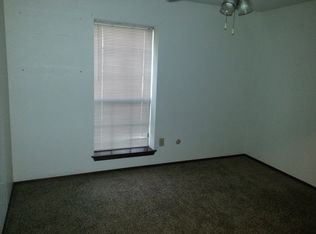 2907 Spring Oaks Ct, Bedford, TX 76021