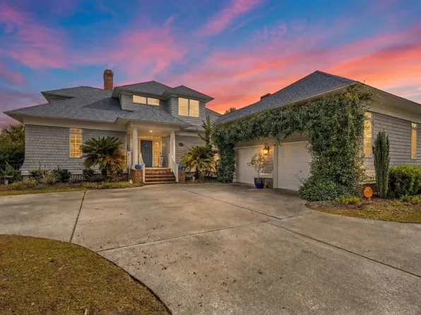 7906 Beach Dr., Myrtle Beach, SC 29572