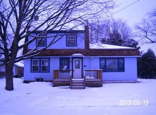 814 Thomas St, Janesville, WI