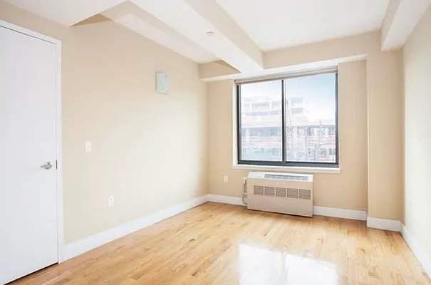 Rented by Compass | media 12