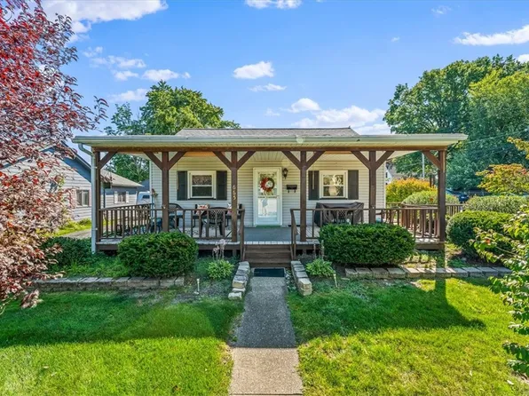 665 Federal Dr, Sharon, PA 16146