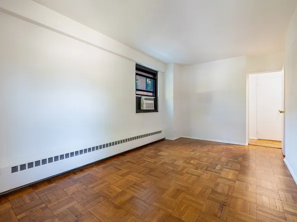 3850 Sedgwick Avenue image 18 of 23