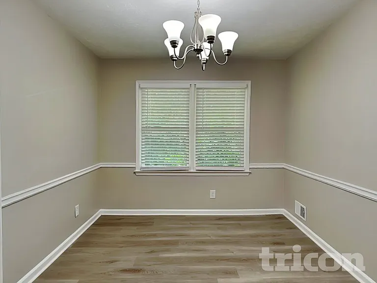 3319 Old Salem Rd SE — Photo 4