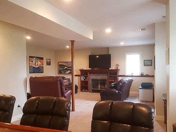 5th image of 7676 Rodao Dr SE