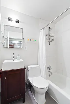 Rented by Compass | media 24