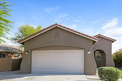 2202 W Gold Dust Ave Photo 1
