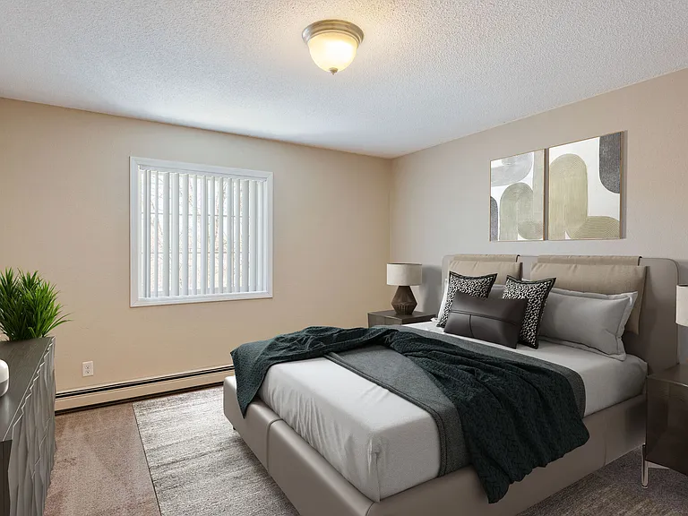Plymouth Ponds Apartments — Photo 6