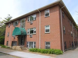 11 Cogswell Ave APT 17, Cambridge, MA 02140