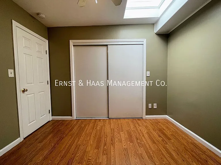 1957 San Francisco Ave #2 — Photo 15
