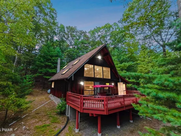 2146 Sky High Dr, Bartonsville, PA 18321