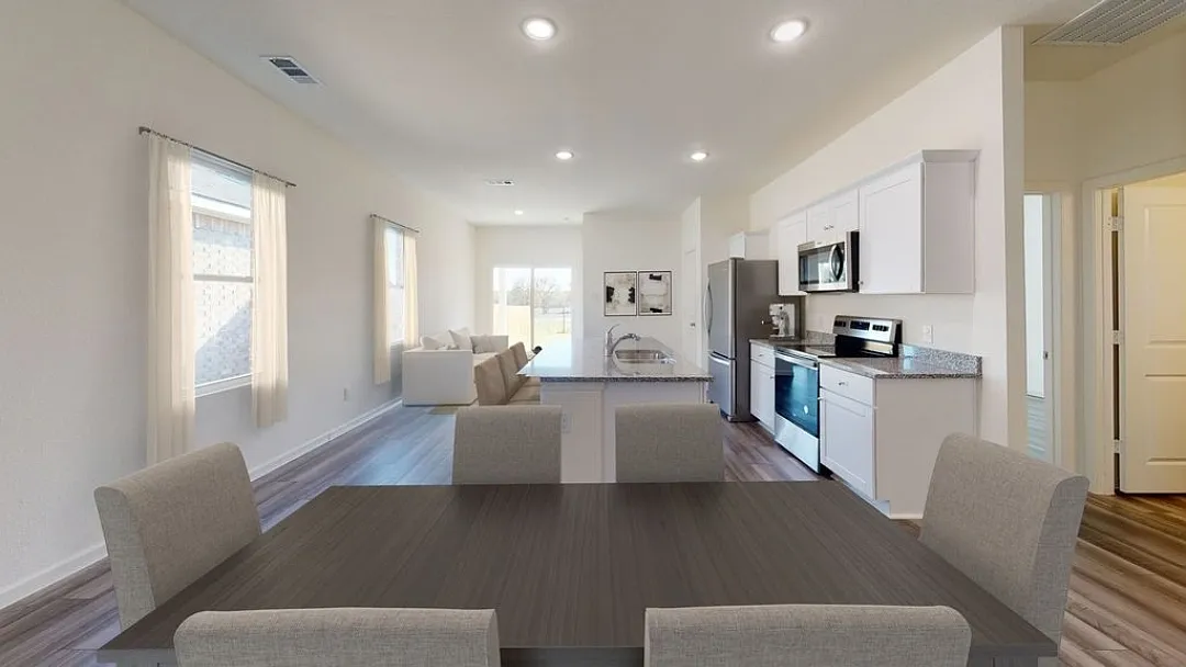 3 bed, 1412 sqft, $2,400 — Photo 3