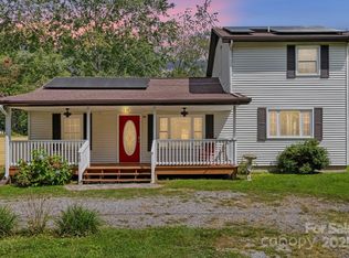 10 Wolf Creek Dr, Black Mountain, NC 28711