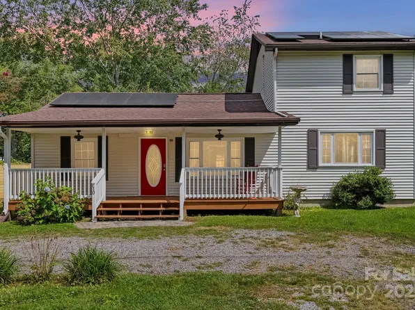 10 Wolf Creek Dr, Black Mountain, NC 28711