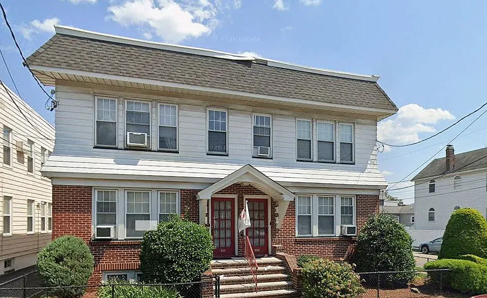 728 Forest St #2L