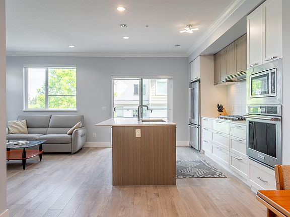 5th image of 2978 159th St #1