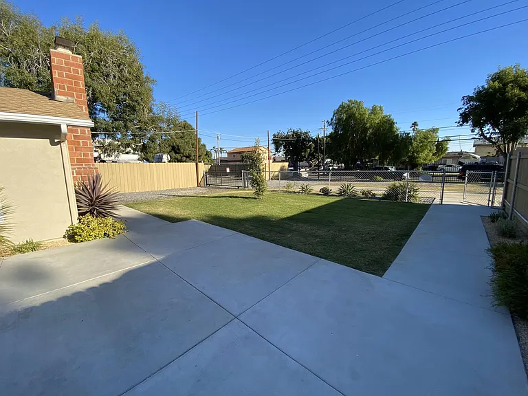 653 D St — Photo 12