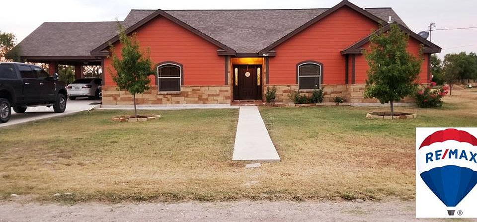 1st image of 4780 Cross Creek Dr
