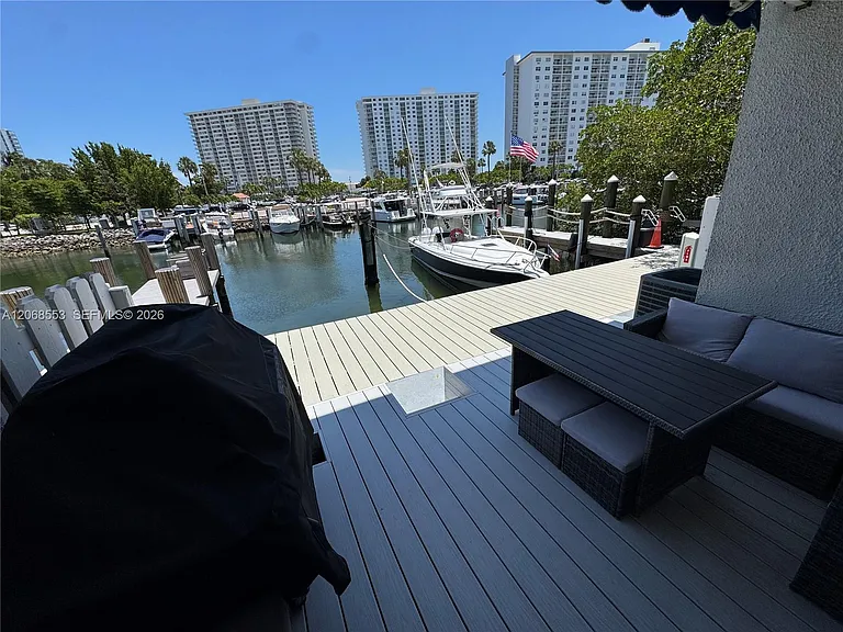 336 Poinciana Dr #1008 — Photo 31