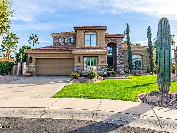 4th image of 261 S Cottonwood Court