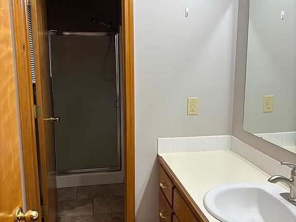 2nd image of 202 N Marie St