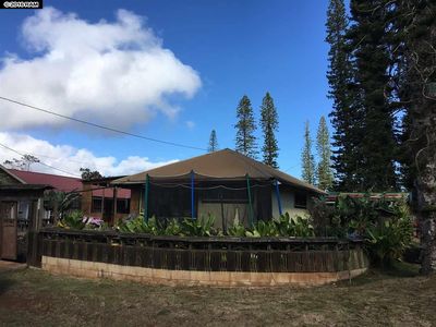 339 6th St, Lanai City, HI, 96763