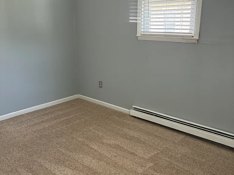 276 Summit Ave — Photo 19