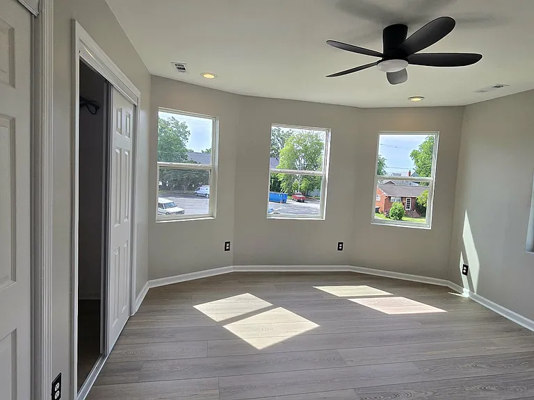 227 Blair Ave — Photo 12