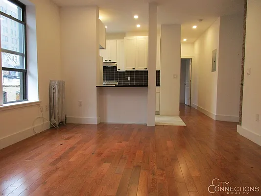 Rented by City Connections Realty | media 7