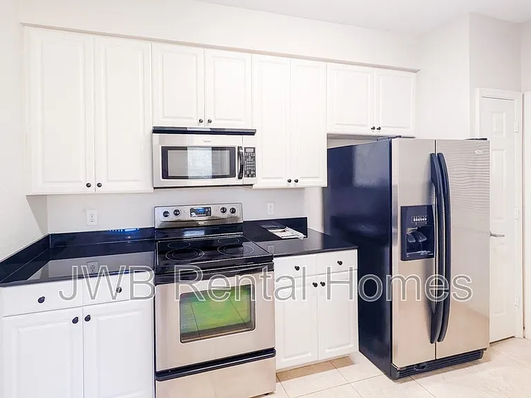8539 Gate Pkwy W #1525 — Photo 6