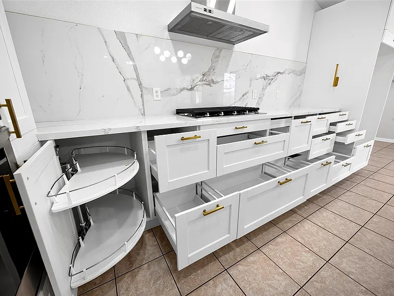 18211 Doral Rock Ct — Photo 24