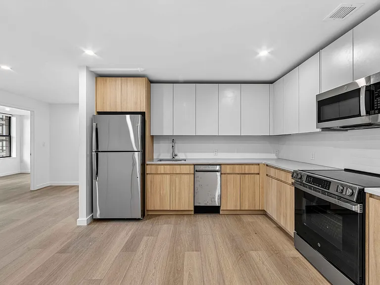 225 E 134th St #5C — Photo 8