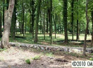 5528 Rocky River Rd, Charlotte, NC 28215