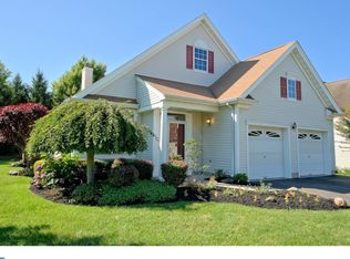 1 Honeyflower Ln, West Windsor, NJ