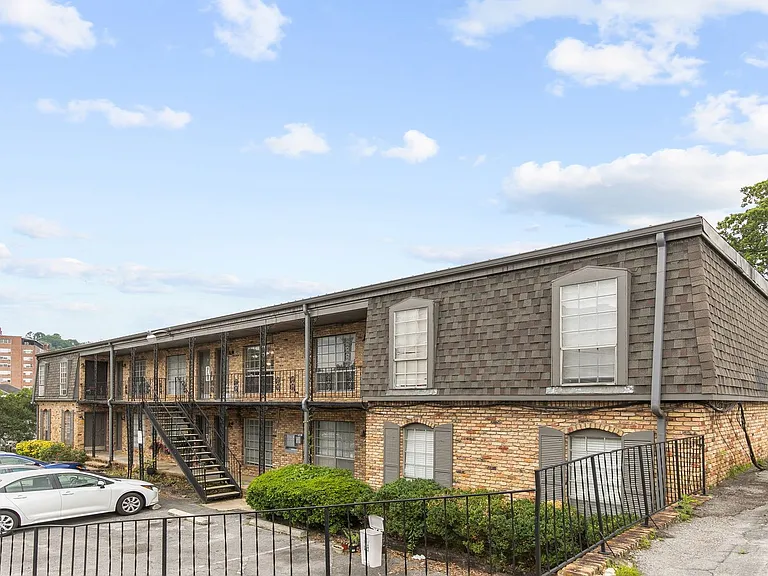 Donegal Place — Photo 13