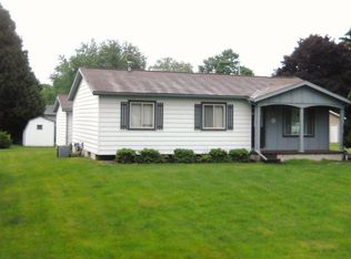 711 E Washington St, Greenville, MI 48838