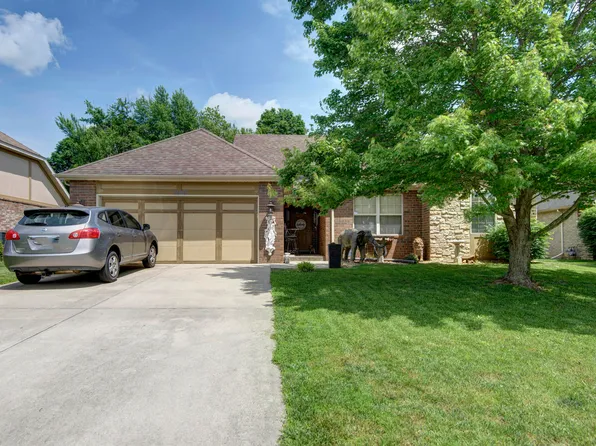 1160 S Marlan Avenue, Springfield, MO 65804