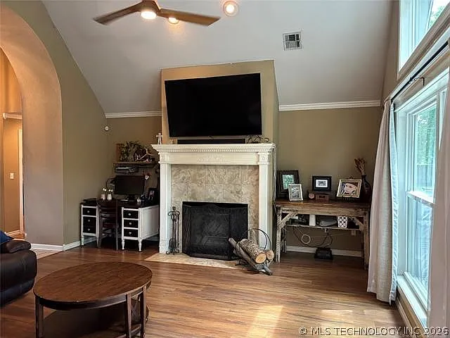 8040 E Silverado Rd — Photo 7