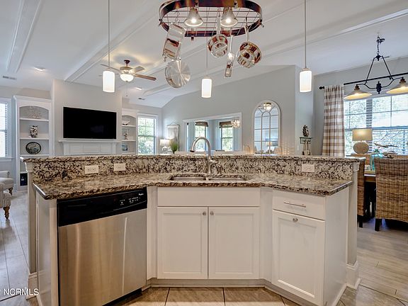 3rd image of 711 Liberty Landing Way