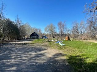 10549 Loughlin Ridge Rd, North Dundas, ON K0E 1S0
