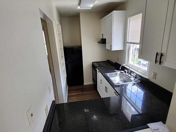 2nd image of 544 N Loudoun St APT C