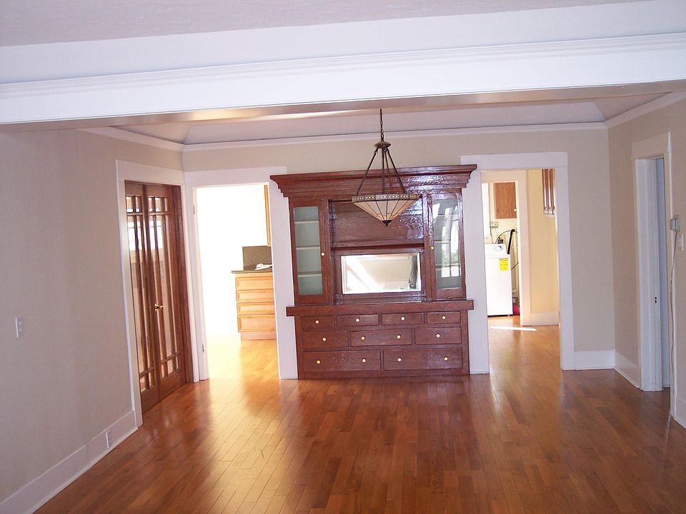 2nd image of 665 Mira Mar Ave