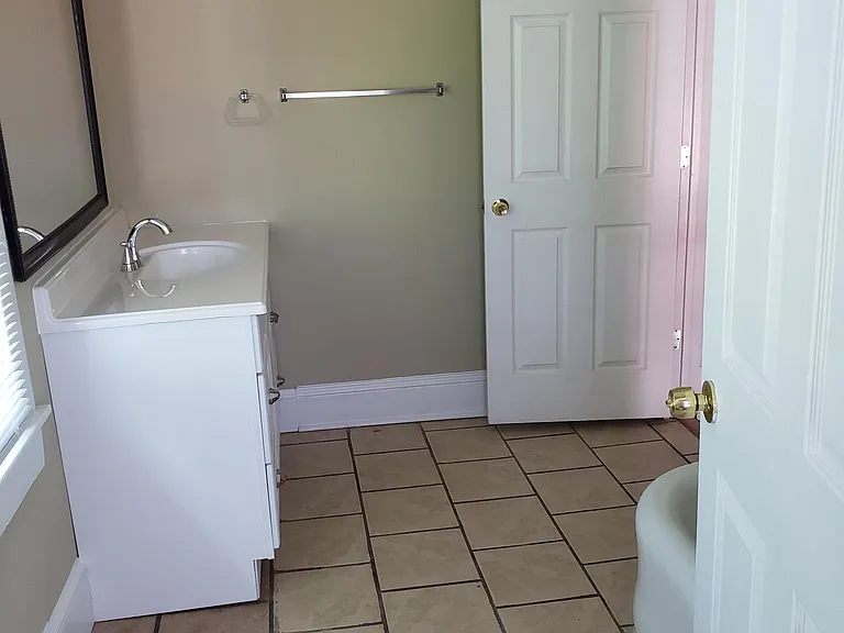 216 N Jefferson St — Photo 14