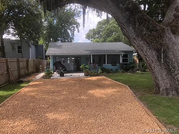 2nd image of 814 Dougherty St