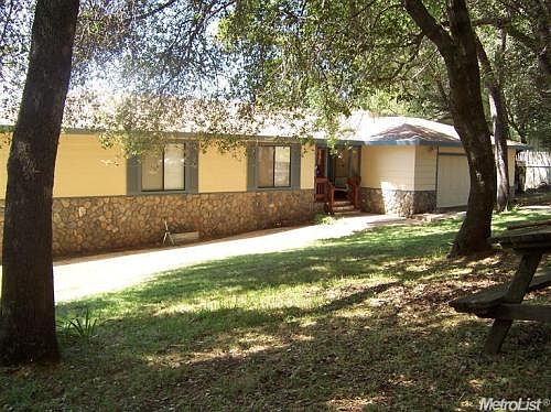 1st image of 2555 Ross Ct